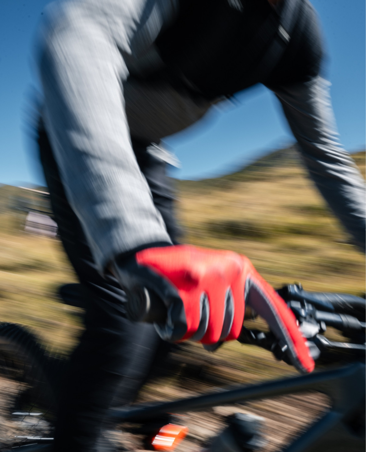 bios-hero-long-glove-bios